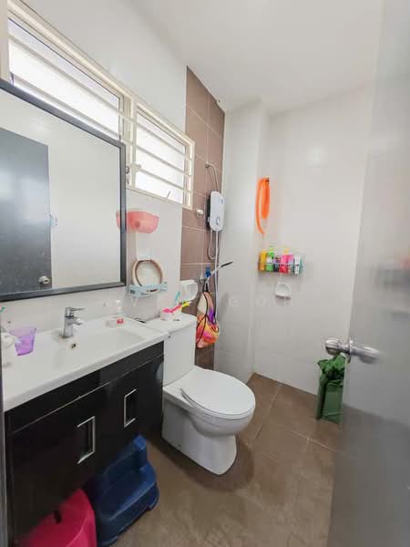 Townhouse for Sale in Taman Putra Perdana (Puchong) - Evan Goh - Bathroom - PropertyGuru.com.my