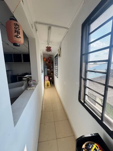 Rumah Teres 1 Tingkat untuk Dijual di Taman Abad (Johor Bahru) - Pauline Ng - Corridor - PropertyGuru.com.my