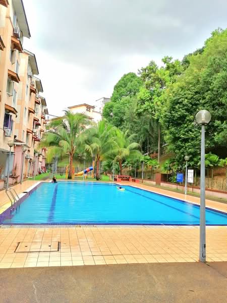 Pangsapuri untuk Dijual di saujana apartment - Azri Zabidin - Exterior - PropertyGuru.com.my