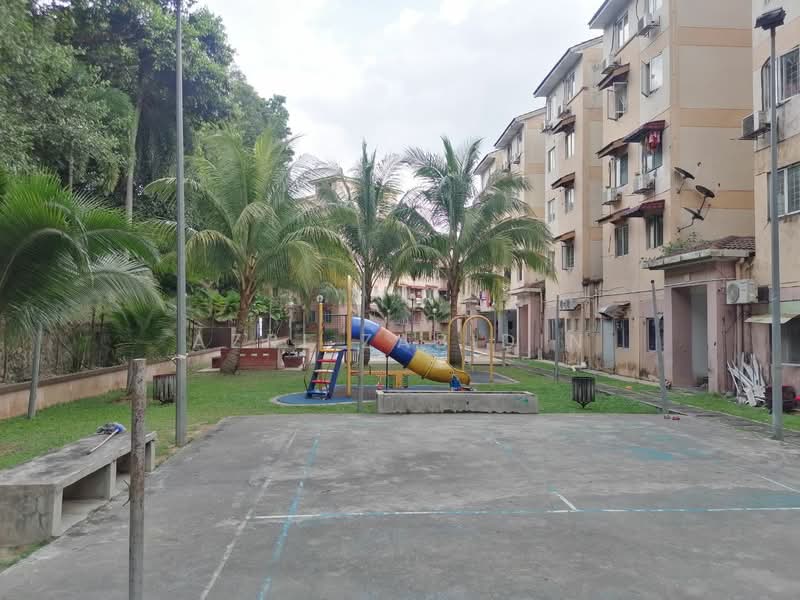 Pangsapuri untuk Dijual di saujana apartment - Azri Zabidin - Exterior - PropertyGuru.com.my