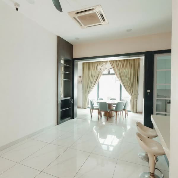 Untuk Dijual - Nusa Duta Nusa Duta Double Storey Semi D Bukit Indah