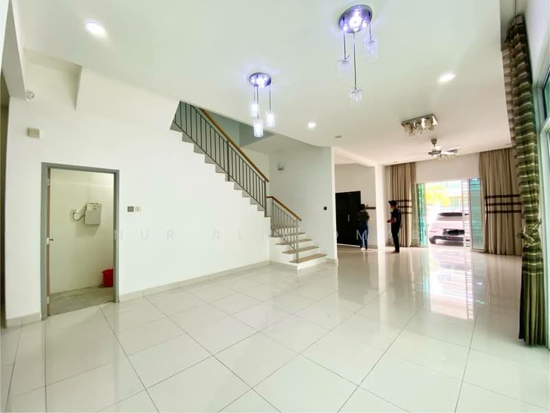 Rumah Berkembar untuk Dijual di Seksyen U10 (Shah Alam) - Nur Alia Omar - Living Room - PropertyGuru.com.my