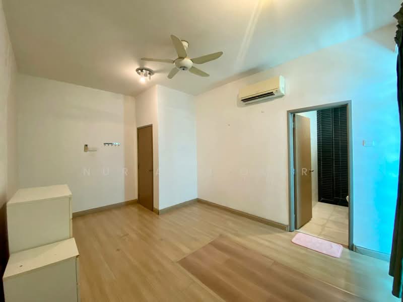 Rumah Berkembar untuk Dijual di Seksyen U10 (Shah Alam) - Nur Alia Omar - Interior - PropertyGuru.com.my