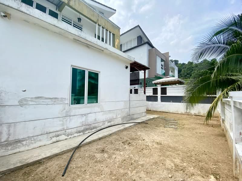 Rumah Berkembar untuk Dijual di Seksyen U10 (Shah Alam) - Nur Alia Omar - PropertyGuru.com.my