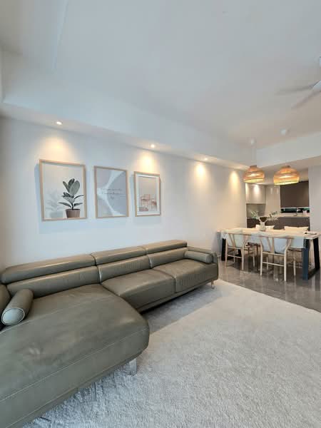 Servis Apartment untuk Disewa di Ooak Serviced Apartments @ Kiara 163 - John Lam - Living Room - PropertyGuru.com.my