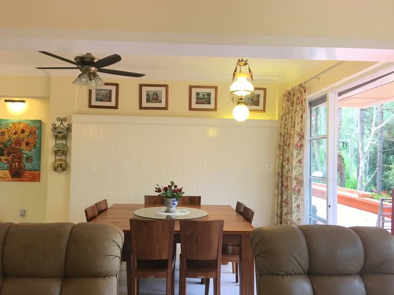 Pangsapuri untuk Dijual di Bunga Raya Apartment - Vincent Yeoh - Dining Room - PropertyGuru.com.my