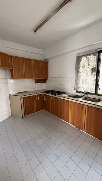Condominium for Sale at D'Casa Condominium - Aeris Heng - Kitchen - PropertyGuru.com.my