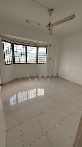Condominium for Sale at D'Casa Condominium - Aeris Heng - Bedroom - PropertyGuru.com.my