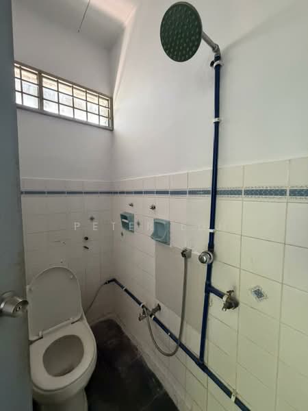 Rumah Teres 2 Tingkat untuk Dijual di Taman Bertam Indah (Kepala Batas) - Peter Loh - Bathroom - PropertyGuru.com.my