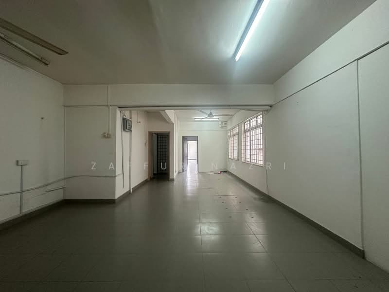 Shop / Office for Rent in Seksyen 7 (Shah Alam) - ZAFFUR NAZRI - Interior - PropertyGuru.com.my