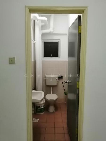 Flat for Sale at Puncak Desa Flat - Charmaine Tan - Bathroom - PropertyGuru.com.my