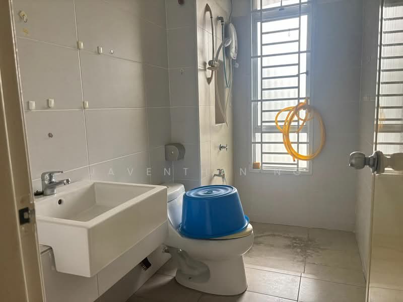2-storey Terraced House for Sale in Taman Mount Austin (Tebrau) - Javenthan Ng - Bathroom - PropertyGuru.com.my