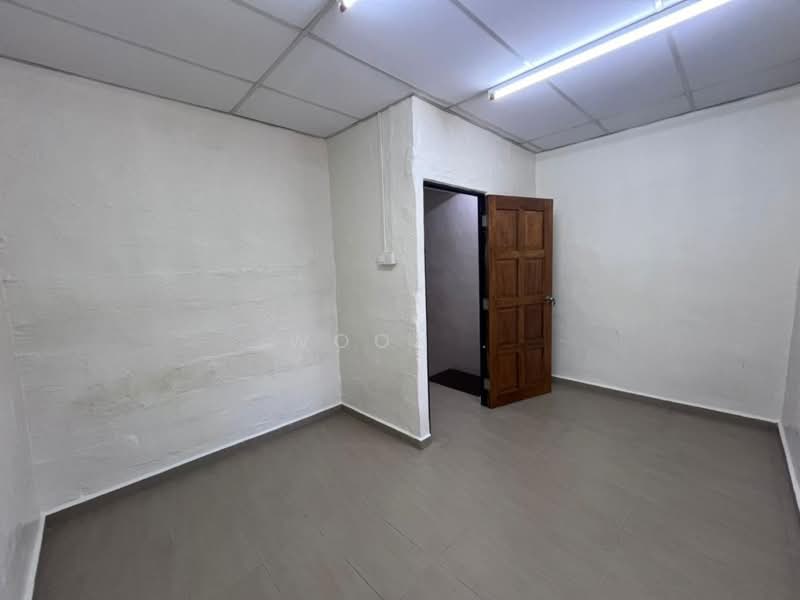 Rumah Teres 2 Tingkat untuk Dijual di Batu Berendam (Melaka) - Woon . - PropertyGuru.com.my