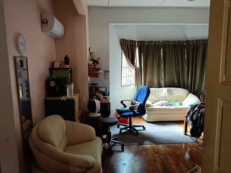 Rumah Teres 2 Tingkat untuk Dijual di Ukay Perdana (Ulu Kelang) - Welson Moo - Living Room - PropertyGuru.com.my