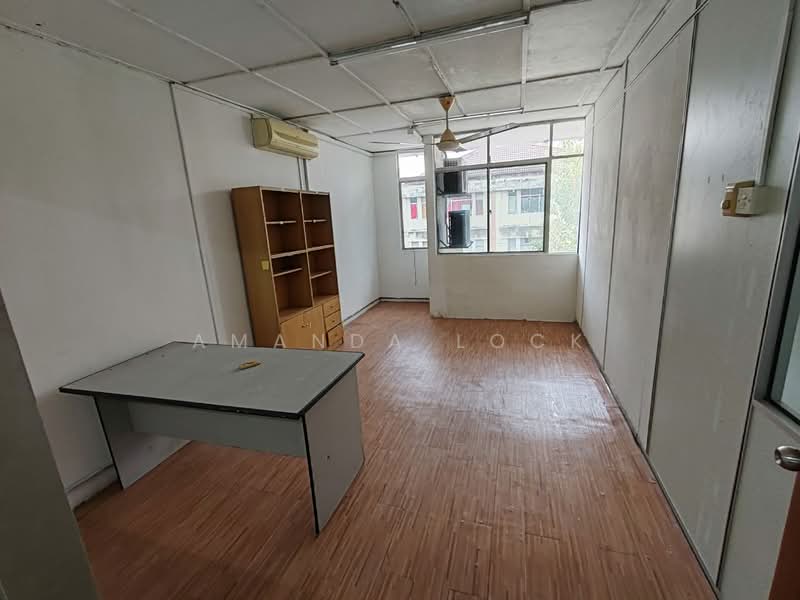 Shop / Office for Rent in Bandar Puchong Utama (Puchong) - Amanda Lock - Interior - PropertyGuru.com.my