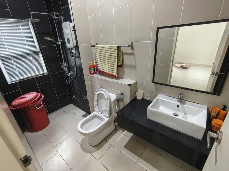 Terraced House for Sale in Gombak (Selangor) - Amber Ng - Bathroom - PropertyGuru.com.my