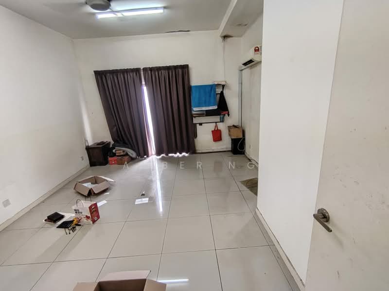 Terraced House for Sale in Gombak (Selangor) - Amber Ng - Living Room - PropertyGuru.com.my