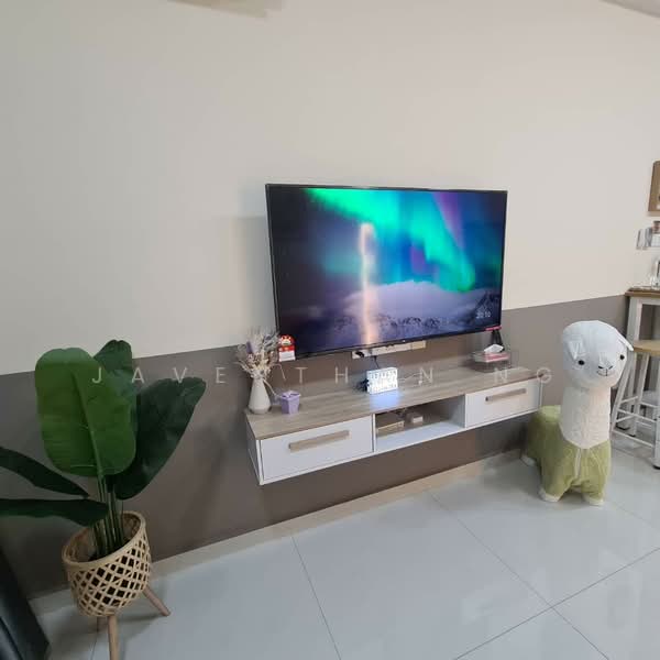 Condominium for Sale at Bay Point @ Country Garden Danga Bay - Javenthan Ng - Living Room - PropertyGuru.com.my