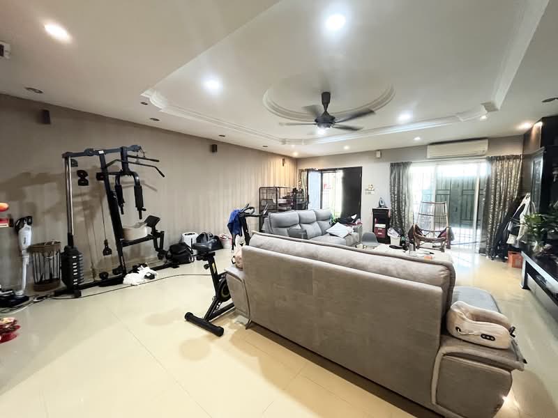 2-storey Terraced House for Sale in Cheras (Selangor) - Kris Tan - Living Room - PropertyGuru.com.my