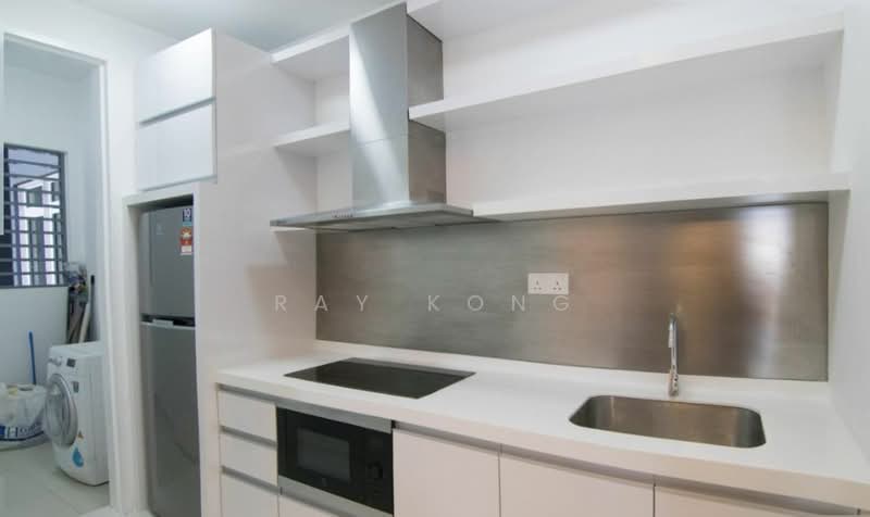Servis Apartment untuk Disewa di Eco Sky - Ray Kong - Kitchen - PropertyGuru.com.my