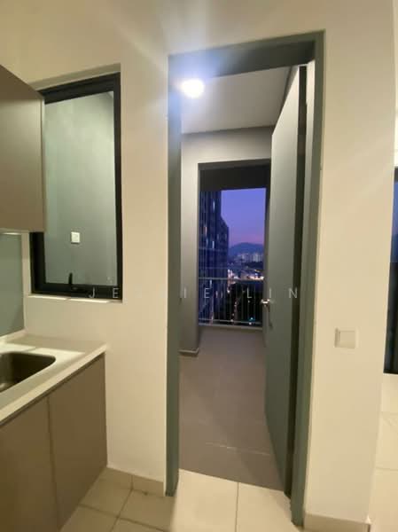 Servis Apartment untuk Disewa di Fortune Centra - Jessie Lin - Balcony - PropertyGuru.com.my