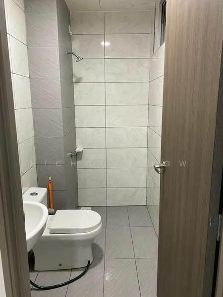 Service Residence for Rent at SKS Habitat - Nicholas Low - Bathroom - PropertyGuru.com.my