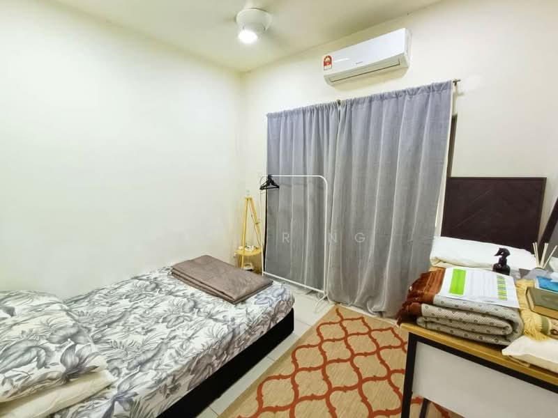 Terraced House for Sale in Gombak (Selangor) - Amber Ng - Bedroom - PropertyGuru.com.my