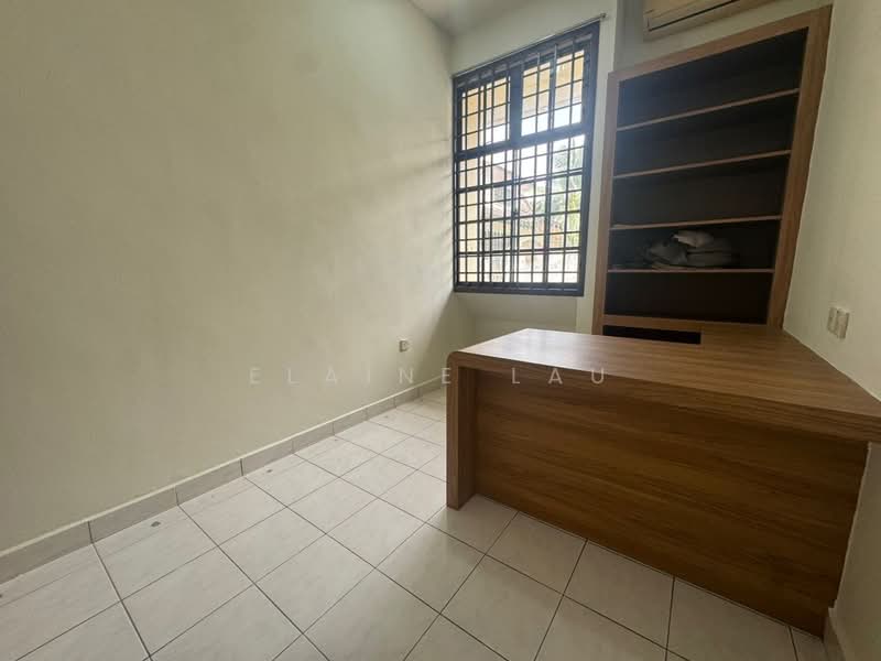 Rumah Teres 1 Tingkat untuk Disewa di Taman Molek (Johor Bahru) - Elaine Lau - PropertyGuru.com.my