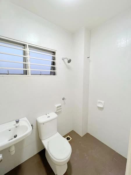 Townhouse for Sale in Taman Putra Perdana (Puchong) - Evan Goh - Bathroom - PropertyGuru.com.my