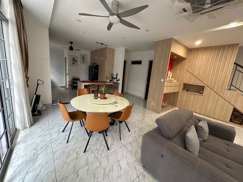 Cluster House for Sale in Taman Ekoflora (Johor Bahru) - Elaine Lau - Living Room - PropertyGuru.com.my