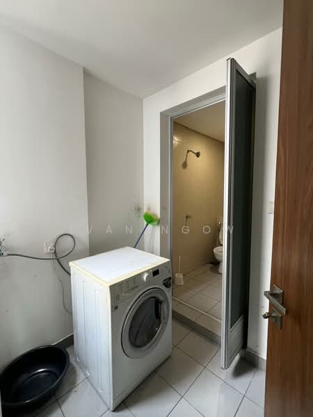 Service Residence for Sale at Aragreens - Ivan Ngow - Bathroom - PropertyGuru.com.my