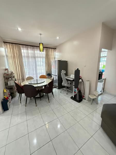 Semi-Detached House for Sale in Taman Bukit Jaya (Ulu Tiram) - Kai Ni - Dining Room - PropertyGuru.com.my