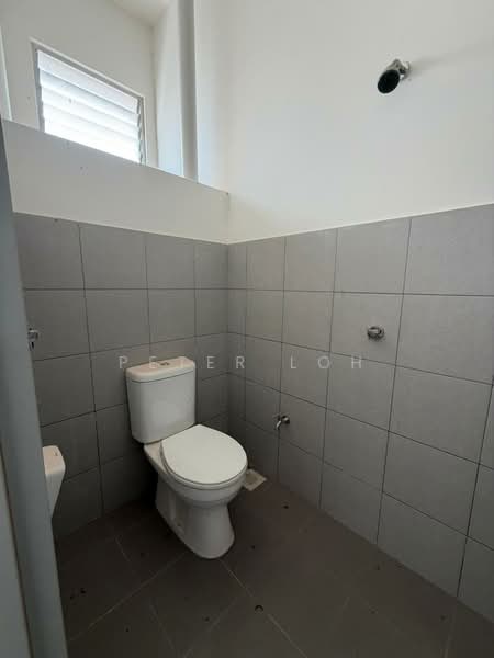 Shop for Sale in Kepala Batas (Penang) - Peter Loh - Bathroom - PropertyGuru.com.my