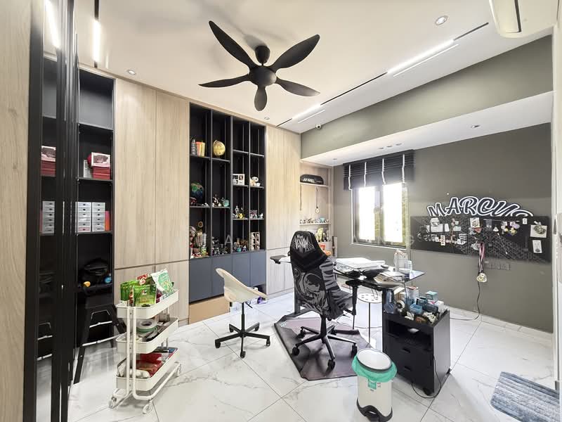 Bungalow for Sale in Kapar (Selangor) - Tiffany Yang - Study - PropertyGuru.com.my