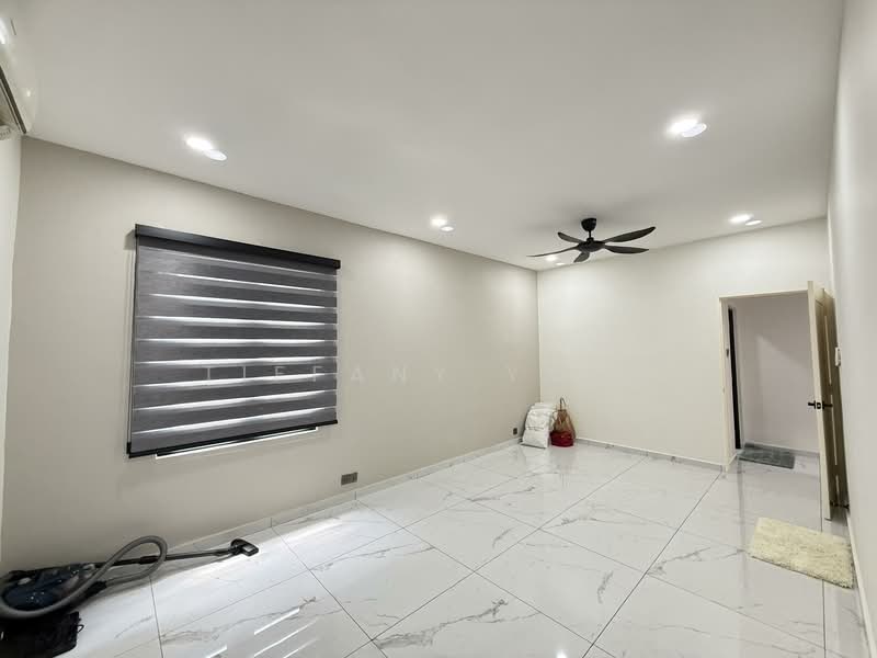Bungalow for Sale in Kapar (Selangor) - Tiffany Yang - Bedroom - PropertyGuru.com.my