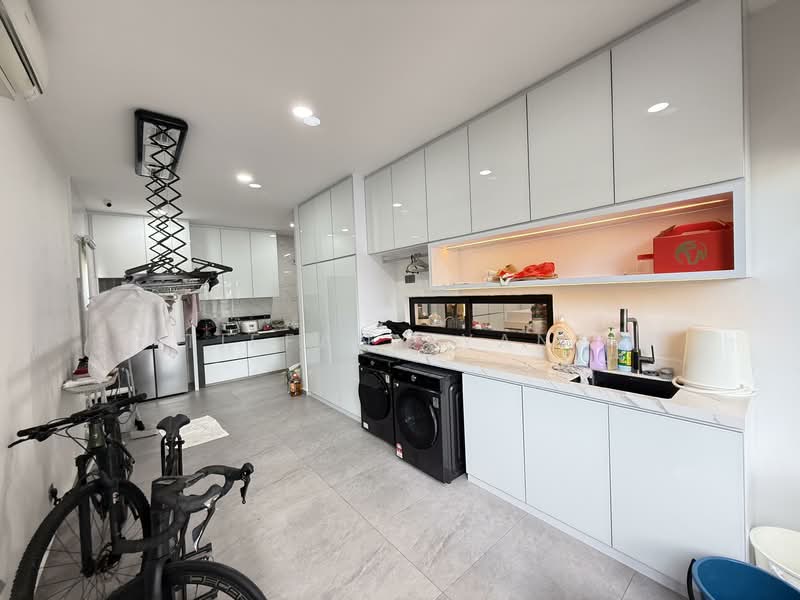 Bungalow for Sale in Kapar (Selangor) - Tiffany Yang - Utility - PropertyGuru.com.my