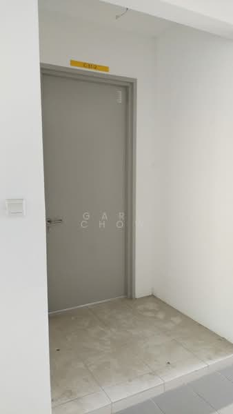 Kondominium untuk Dijual di Residensi PV18 - Gary Chow - Entrance - PropertyGuru.com.my