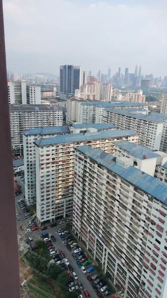 Kondominium untuk Dijual di Residensi PV18 - Gary Chow - Exterior - PropertyGuru.com.my