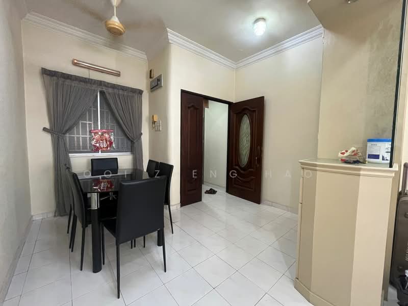 Apartment for Rent at Gambier Heights - Ooi Zheng Hao - Dining Room - PropertyGuru.com.my