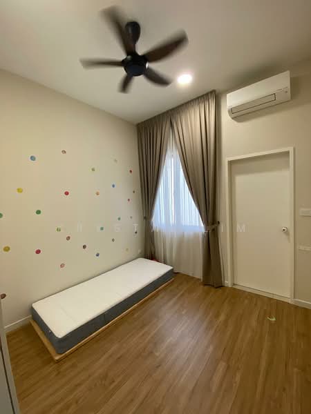 Rumah Teres 2 Tingkat untuk Disewa di Bandar Gamuda Cove (Dengkil) - Krystal Lim - Bedroom - PropertyGuru.com.my