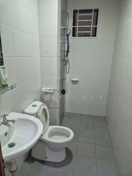 Rumah Flat untuk Disewa di Jentayu - Merry Chua - Bathroom - PropertyGuru.com.my