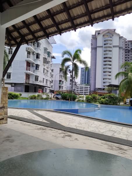 Apartment for Rent at Bayu Puteri 3 - Loh Lee Peng - Exterior - PropertyGuru.com.my