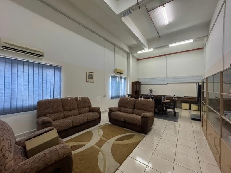 Detached Factory for Sale in Bandar Rinching (Semenyih) - Steve Ooi - Living Room - PropertyGuru.com.my