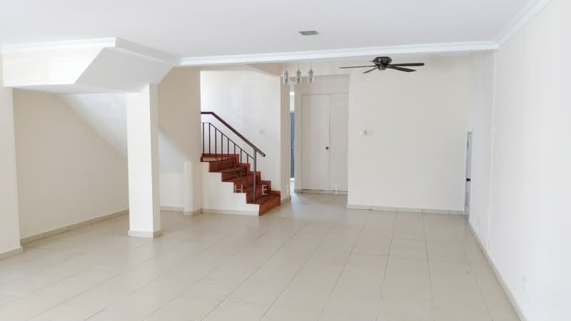 Rumah Bandar untuk Disewa di Tropicana (Petaling Jaya) - Esther Tan - Living Room - PropertyGuru.com.my
