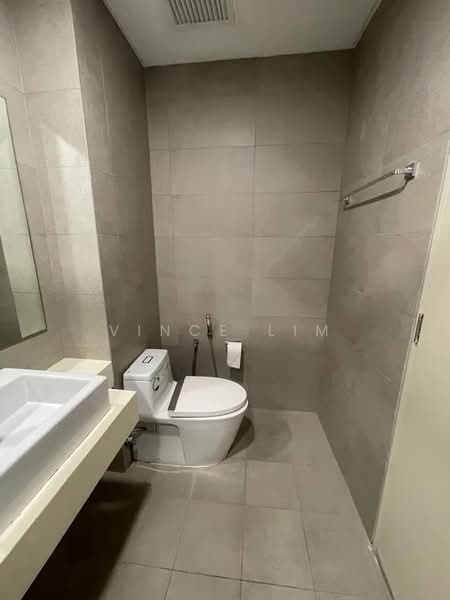 Condominium for Rent at Vivo Residential Suites - Vince Lim - Bathroom - PropertyGuru.com.my