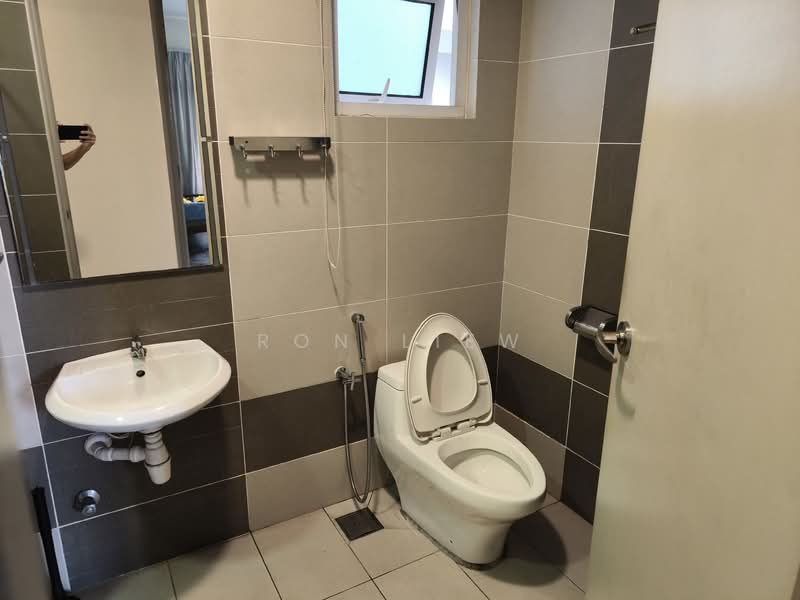 Kondominium untuk Disewa di Saville @ The Park - Ron Liew - Bathroom - PropertyGuru.com.my