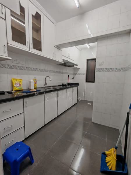 Rumah Flat untuk Dijual di Desa Baiduri - Michelle Ch'ng - Kitchen - PropertyGuru.com.my