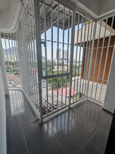 Rumah Flat untuk Dijual di Desa Baiduri - Michelle Ch'ng - Balcony - PropertyGuru.com.my