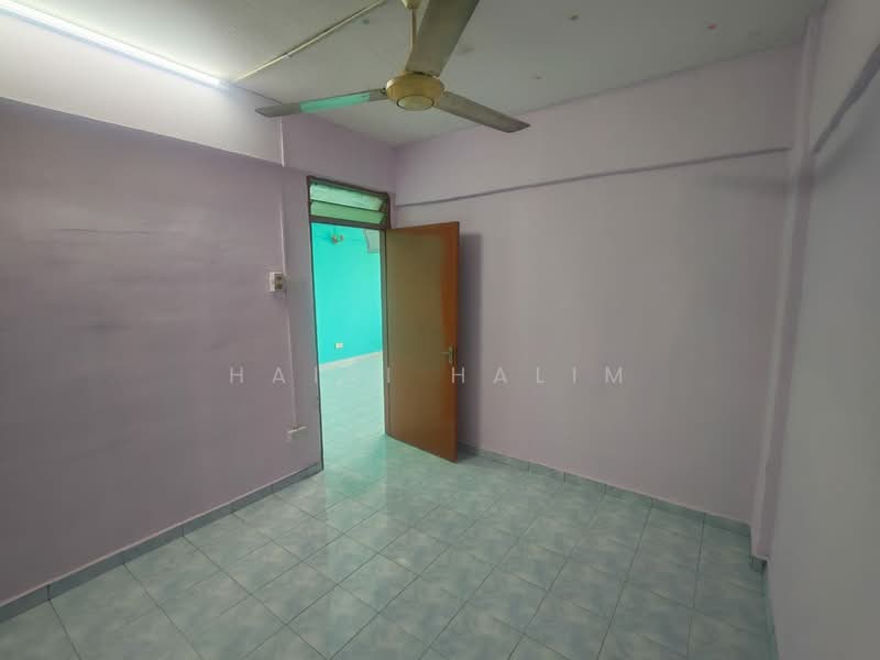 Flat for Sale at Desa Mentari Flat (Block 8) - Hairi Halim - PropertyGuru.com.my