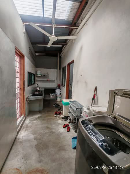 Rumah Teres 1 Tingkat untuk Dijual di Jinjang (Kuala Lumpur) - C. Y. Chin - Kitchen - PropertyGuru.com.my